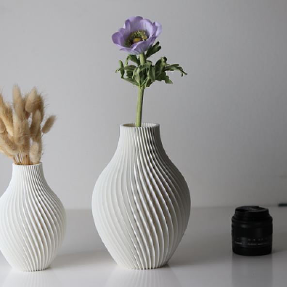 The Felicia Vase - Thumbnail view 5