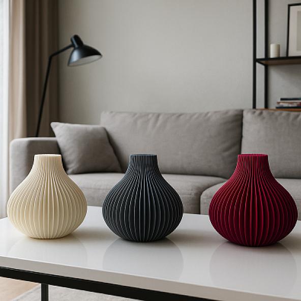 The Venere Vase - 3D Printed in Multiple Materials - View 1 | MoltenHub