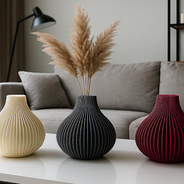 The Venere Vase - Thumbnail view 3